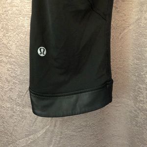 Lulu lemon Capri workout pants